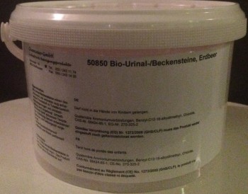 Bio Urinal-Beckensteine Duftnote Erdbeer (NEUE Qualität)  ca. 86 Stk. / Kessel (löst Kalk und Urinstein) (2kg)